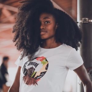 Meet your Posher, Nia